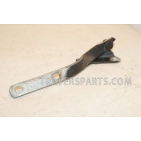 Петля капота правая Volkswagen Passat B4 3A0823302A