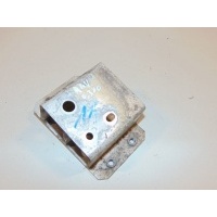 Кронштейн усилителя заднего бампера Toyota RAV 4 3 XA30 5832342010