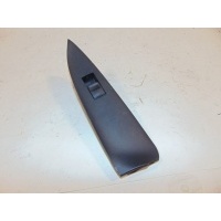 Кнопка стеклоподъемника Toyota RAV 4 3 XA30 8481052030