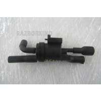 Клапан вакуумный Mercedes C117 CLA A0025407097