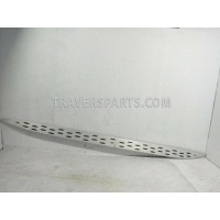Накладка левой подножки Mercedes X166 GL A1666900575