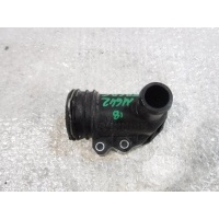 Патрубок системы охлаждения Mercedes C218 CLS A6422001156