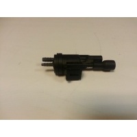 Вакуумный клапан Mercedes W222 S A0025407097