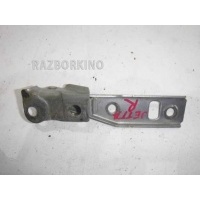 Петля капота правая Volkswagen Golf 4 1J0823302A
