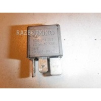 Реле Audi 80 B3 8D0951253