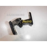 Петля двери передней Volkswagen Jetta 6 8K0831401S