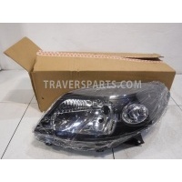 Блок фара левая Renault Sandero 1 8200733878