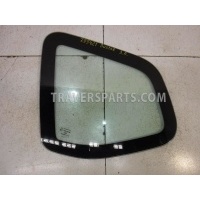 Стекло заднее боковое левое Renault Duster 833070013R