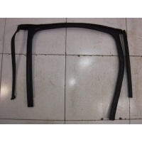 Уплотнитель двери Volkswagen Touareg 2 7P5 7P0839431J