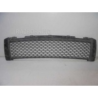 Решетка бампера Land Rover Freelander 2 LR003295