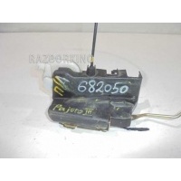 Замок двери передней левой Mitsubishi Montero 3 V60 V70 MR573709