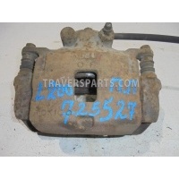 Суппорт передний правый Mitsubishi Montero Sport 2 KH0 4605A202