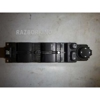 Блок управления стеклоподъемниками Mazda 3 2 BL 2009-2013 BEK666350