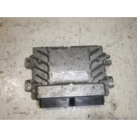 Блок управления двигателем Renault Sandero 1 8200856659