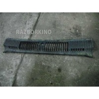 Водосток лобового стекла (жабо) Land Rover Range Rover Classic 2 P38A BTR8711