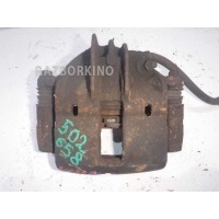 Суппорт передний левый Mitsubishi Carisma 1995-2004 M863311