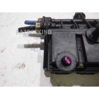 Клапан пневмоподвески Land Rover Range Rover Vogue 3 L322 RVH500050