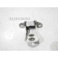 Петля двери передней правой верхняя Nissan Qashqai J10 824202F030