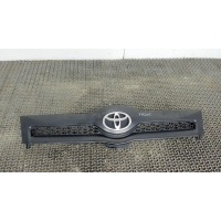 Решетка радиатора Toyota Corolla Verso 2004-2007 2005