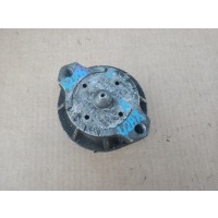 опора двигателя AUDI A8 (D2) 1994-2003 1995 4D0199381H