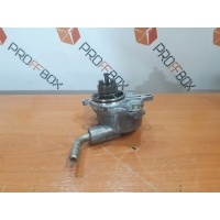 Насос вакуумный Mercedes C-class W202 2000 A6112300065