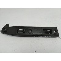 Крепление бампера Правая Перед. Volkswagen Golf-4 2002 1J0807184A