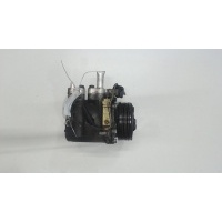Компрессор кондиционера Mitsubishi Space Star 1999 MR460070