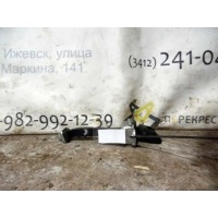 Ограничитель открывания двери Octavia A5 (09-13) зад L/R б\у