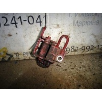Петля двери Caddy (04-15)\Touran (03-15) пер R нижн б/у