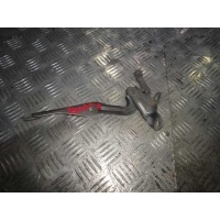 Петля капота Mazda 6 (02-07) L б/у