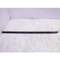 Молдинг стекла двери передней левой Mercedes W205 C A2057204510
