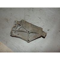 Кронштейн генератора Volkswagen Golf 3 028903143AD