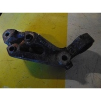 Кронштейн двигателя Land Rover Freelander 1 KKU106350