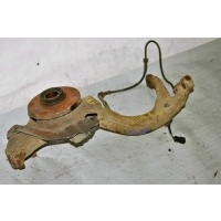 Кулак передний правый Audi A4 B5 8D0407258AM