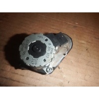 Моторчик заслонки печки BMW 3 E36 64118391373
