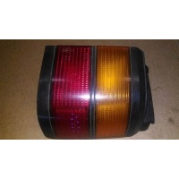 Фонарь задний правый наружный Volkswagen Passat B3 333945112