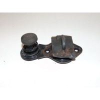 Петля замка капота Mercedes C209 CLK A2038800460