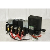 Блок реле Skoda Octavia 1 1U 8L0941822
