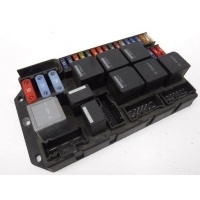 Блок предохранителей Land Rover Range Rover Vogue 3 L322 LR012680