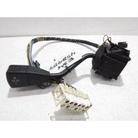 Переключатель поворотов подрулевой BMW 7 E32 61311388487