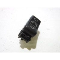 Кнопка стеклоподъемника Mercedes W202 C A2028205310