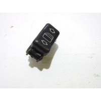 Кнопка стеклоподъемника Mercedes W202 C A2028205310