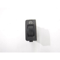 Кнопка BMW 7 E38 61318352216
