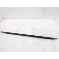Молдинг стекла двери задней левой Mercedes A2137302305 A2137302305