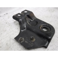 Кронштейн передней балки Land Rover Range Rover Evoque LR027573