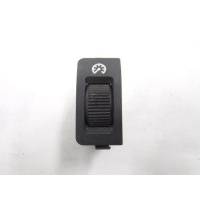Кнопка BMW 7 E38 61318352216