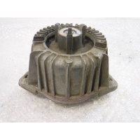 Подушка двигателя Mercedes W212 E A2122407217