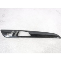 Накладка дверной обшивки Mercedes W166 ML A1667201622