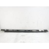 Кронштейн накладки порога Mercedes W166 ML A1666980227