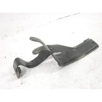 Кронштейн передней панели Mercedes W212 E 2009-2016 A2126200900
